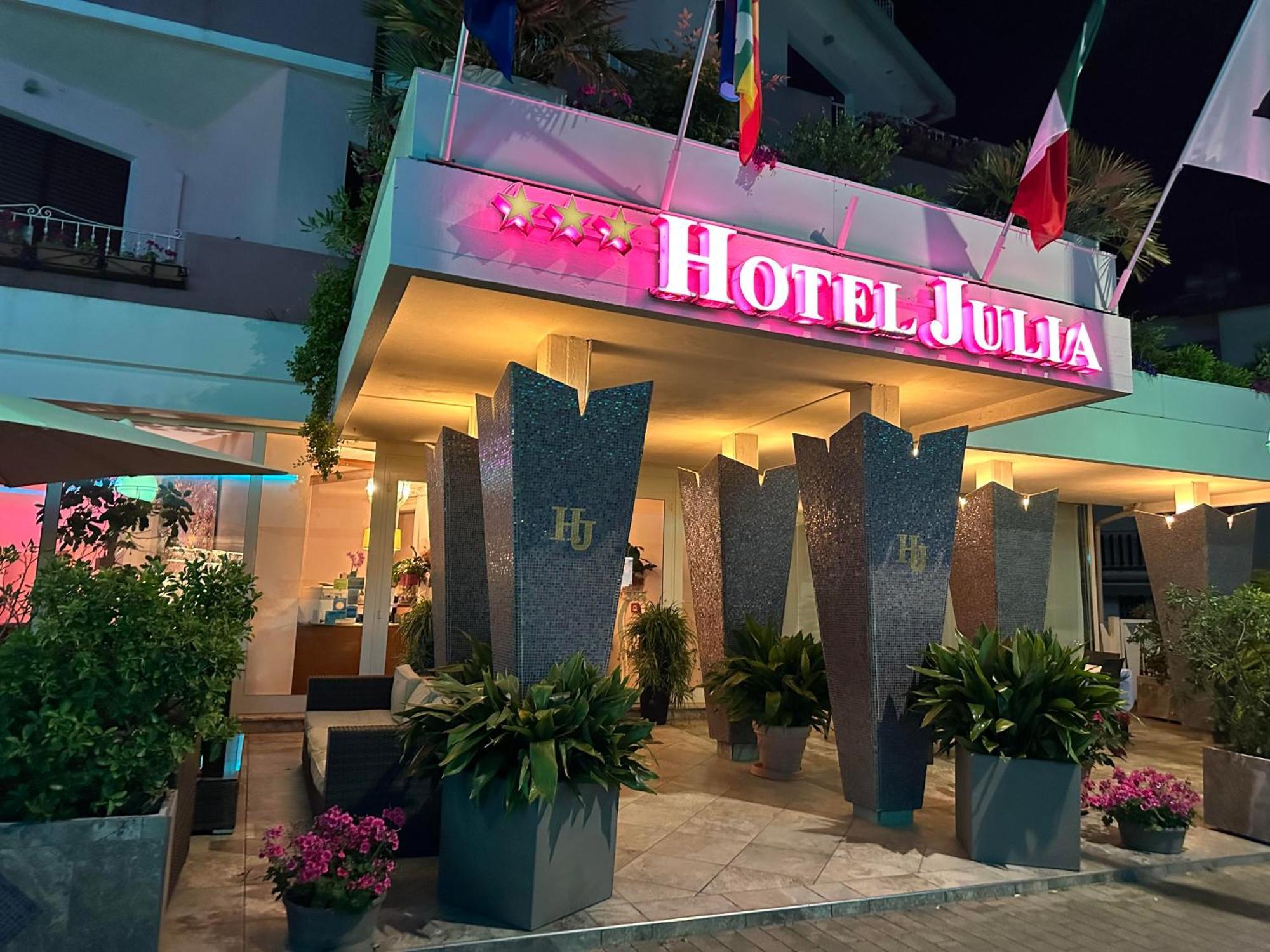Hotel Julia Llido Degli Estensi Exterior photo