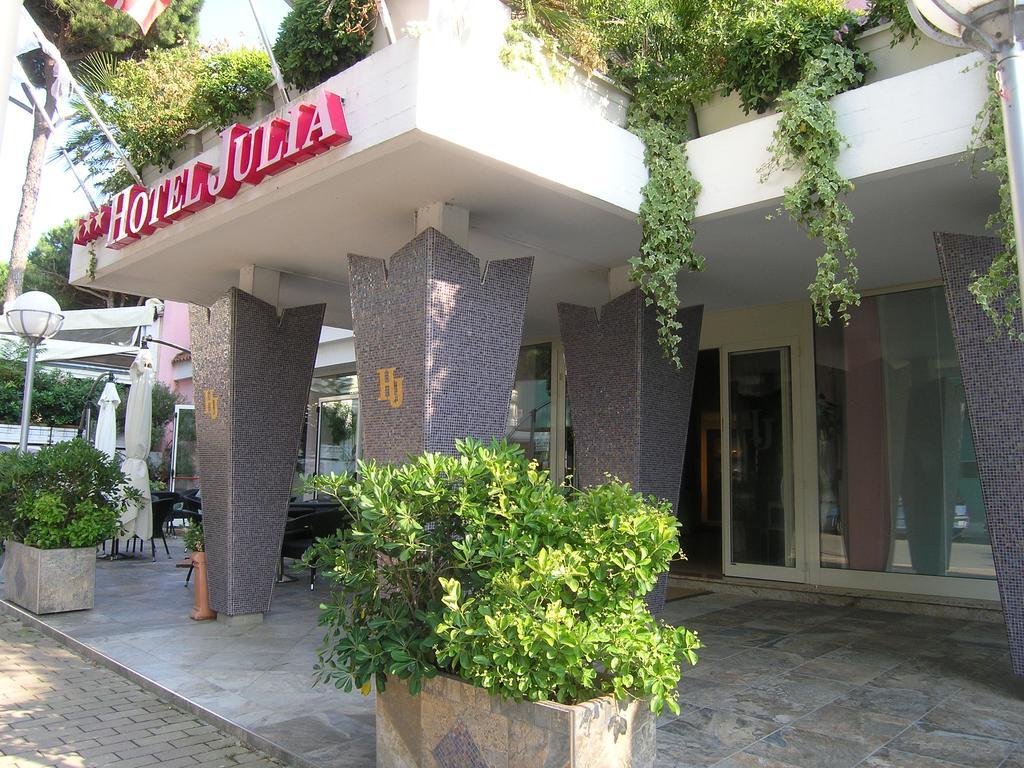 Hotel Julia Llido Degli Estensi Exterior photo